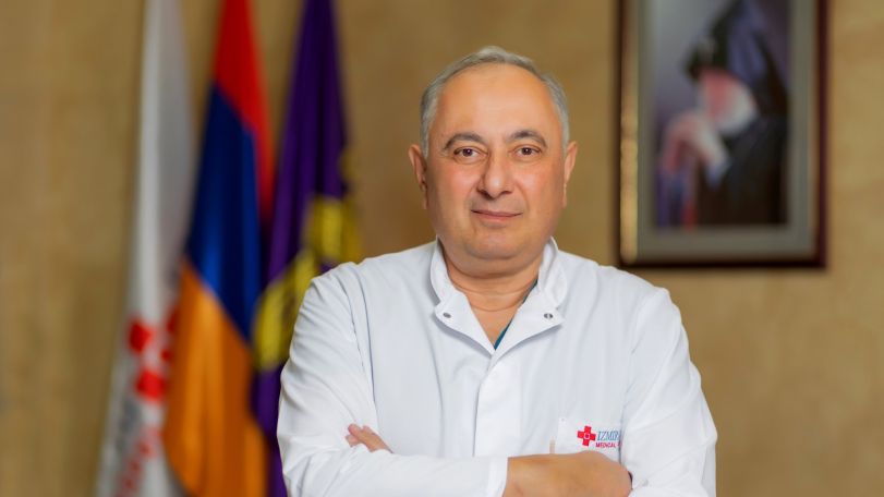 Արմեն Չարչյանին մեղադրում են իբրև հոգևորականների հետ փոխկապակցված ընկերություններից թանկ գնով պարագաներ գնելու մեջ, հաղորդումը ներկայացրել է ԱԱԾ աշխատակիցը. փաստաբան
