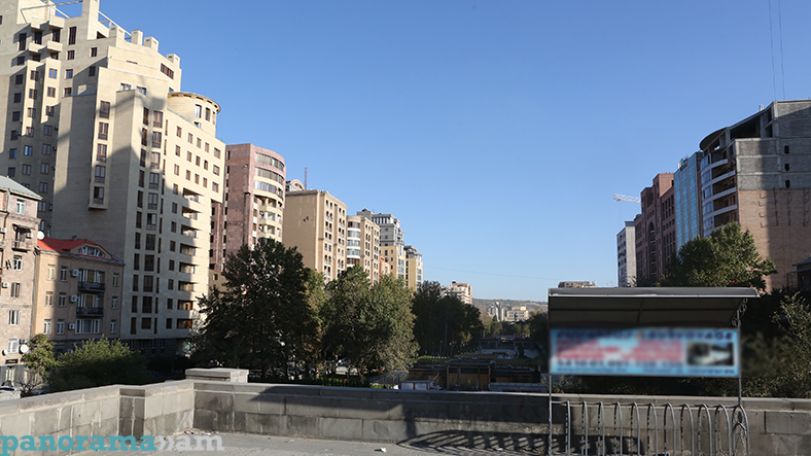 Սարյան փողոցում ժամը 21:00-ից հետո մայթերին հարակից հատվածներում ավտոմեքենաներ կայանելն արգելվում է