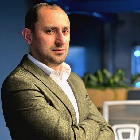 Armenian parliament speaker asks court to freeze reporter's assets