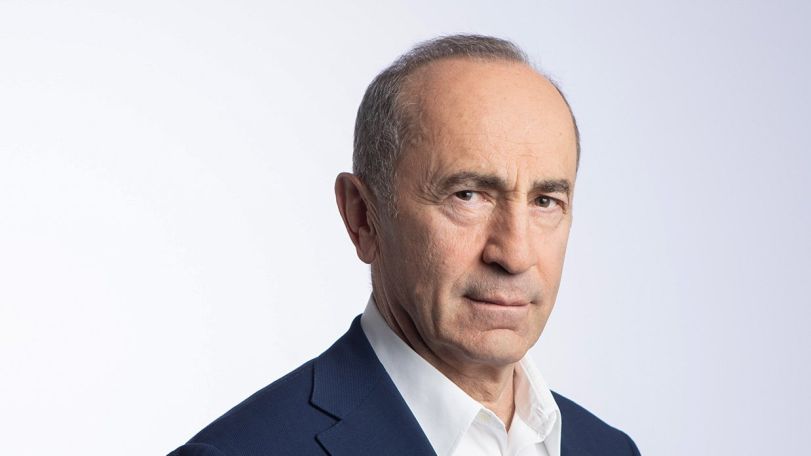 Եկել է ժամանակը, երբ յուրաքանչյուրիս վճռականությունից և հայրենիքին նվիրվածությունից է կախված մեր Անկախության ապագան. Ռոբերտ Քոչարյան