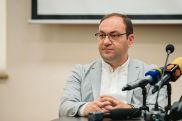 Представителя избирательного штаба Мартуна Григоряна –  Сурена Гаспаряна – освободили в зале суда