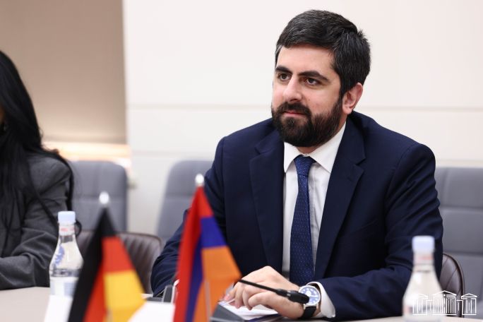 Խանդանյանն առաջարկել է Ադրբեջանի Միլի Մեջլիսի արտաքին հարաբերությունների հանձնաժողովի նախագահին հանդիպում անցկացնել