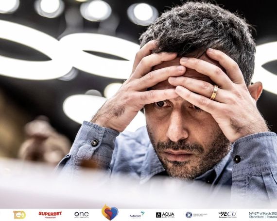 Armenian GM among leaders of European Individual Chess Championship