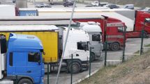 Վերսկսվել է հայկական կոնյակով բեռնված բեռնատարների բացթողումը մաքսային պահեստներից. ՊԵԿ