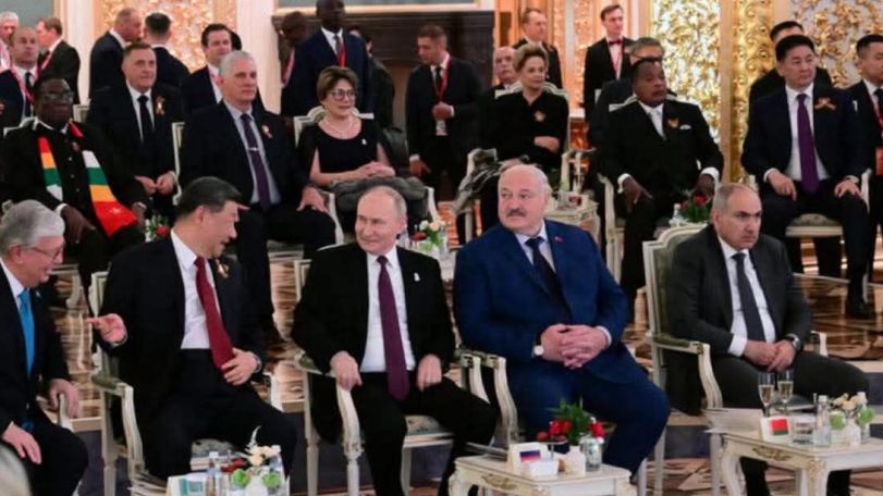 Սոցցանցերում ակտիվ քննարկում են Մոսկվայում Փաշինյանի մեկուսացած վիճակը