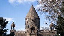 Архимандрит Завен Язычян лишен сана из-за самовольного отлучения с места его духовного служения