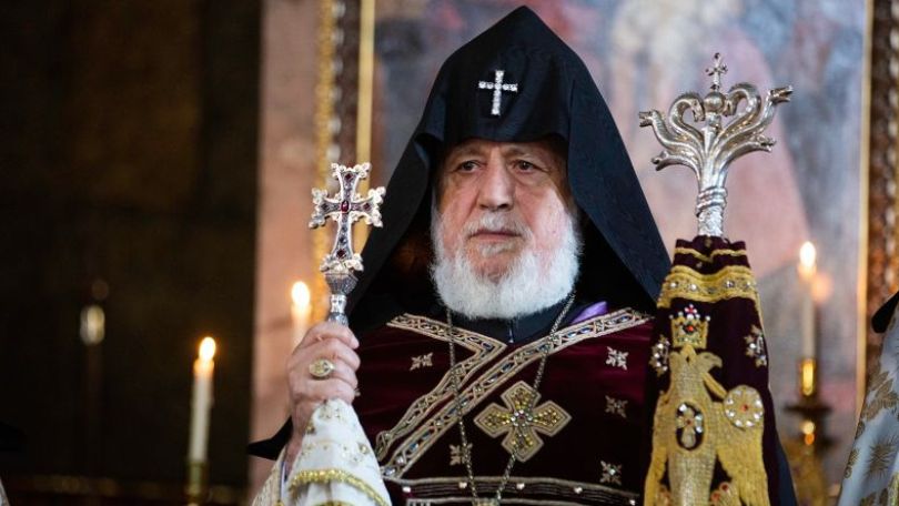 Armenian church leader extends condolences to Iran over casualties