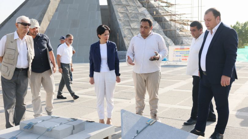 Է՞լ ինչ անեն երեխաները, Ժաննա Անդրեասյան