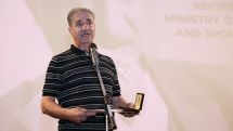 Armenia honors French-Armenian actor Simon Abkarian with culture medal