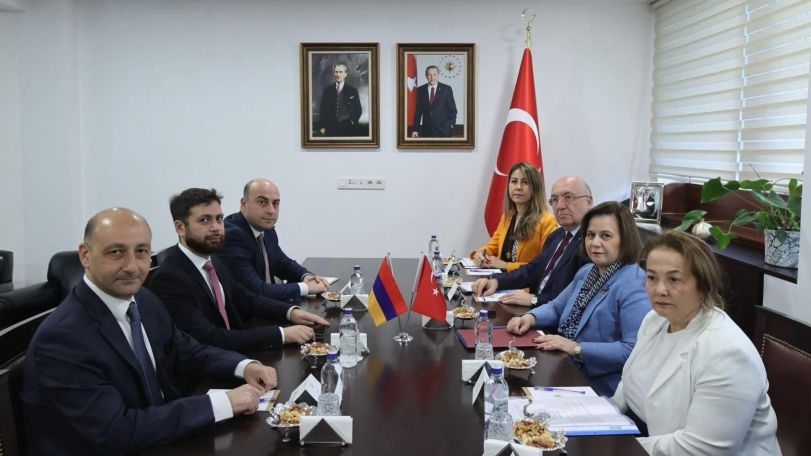 Անկարայում տեղի է ունեցել Հայաստանի և Թուրքիայի ԱԳ փոխնախարարների հանդիպումը