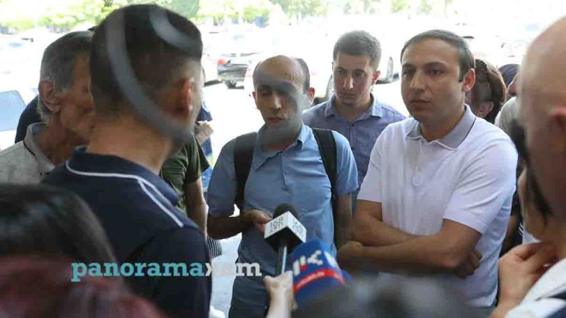 Арцахцы отказались от встречи в здании правительства