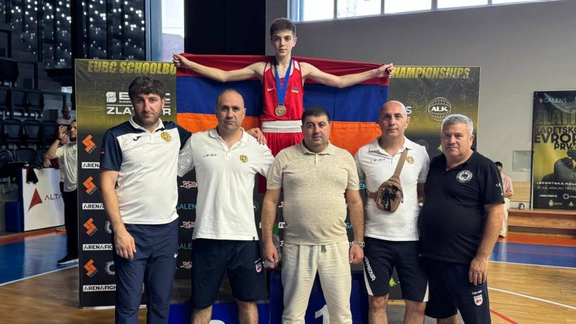 Young Armenian boxer beats Azeri rival to win European title