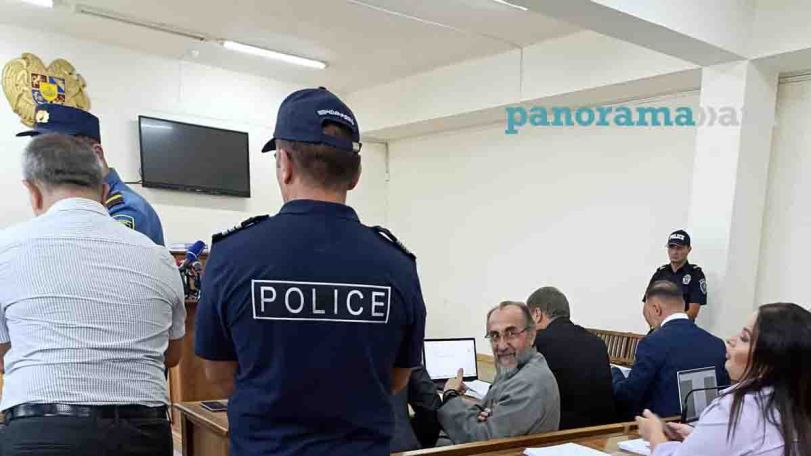 Ես Միքայել արքեպիսկոպոս Աջապահյանն եմ. Սրբազանը՝ դատարանում