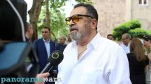 Թող հավաքի դերասանների խումբ ու բեմադրություններով զբաղվի. Հրանտ Թոխատյանը՝ Փաշինյանի մասին