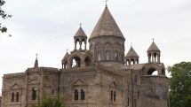 Միքայել արքեպիսկոպոս Աջապահյանը և ազգային բարերար Սամվել Կարապետյանը պետք է անհապաղ ազատ արձակվեն կալանքից. Մայր Աթոռ