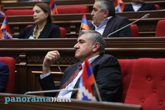 Արթուր Խաչատրյան. Հիմա նիկոլն ու արաբատն այդ թղթի վրա են հղում կատարում՝ արդարացնելու իրենց դավադրությունը