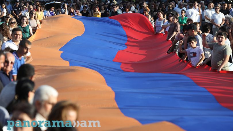 IRI poll shows Armenians continue to focus on security and peace