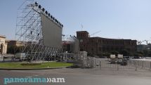 Այդ բեմադրություններից սնվում ու ապրում են բազմաթիվ մանր ու խոշոր երգիչ-կատարողներ, վարողներ. Հայկ Դեմոյան