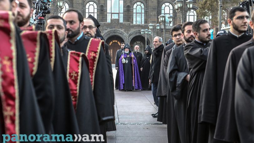Opposition MP hails Catholicos Karekin II's message amid tensions