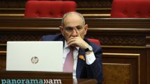 Պետք է հասնել նրան, որ Փաշինյանին ծափահարելը դառնա հանրայնորեն անընդունելի և պախարակելի. Վահե Հովհաննիսյան