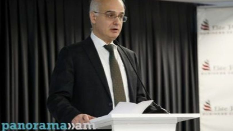 Իսկ մեզ խոսքի իրավունքից «զրկողներին» կասեմ` փախեք․ Լևոն Զուրաբյան