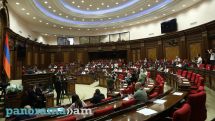 Armenian parliament approves new oath for lawmakers
