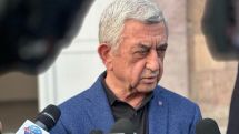 Абрамян: Власти возобновили «архивное» дело против Сержа Саргсяна, ему ограничили выезд из страны