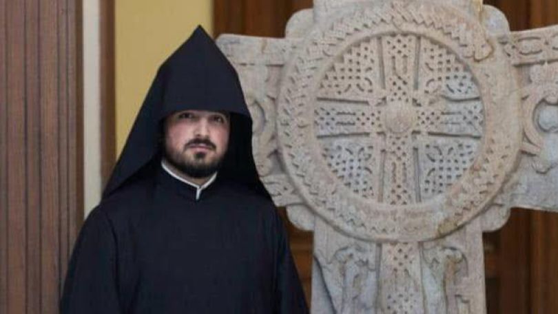 Քծնանքով, մեղադրանքներով կամ շողոքորթ խոսքով հավատք չեն զորացնում և Եկեղեցի չեն շենացնում.Մաշտոց աբեղա