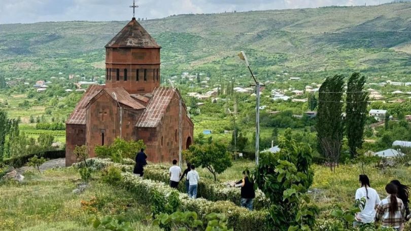 Կիրակնօրյա պատարագի օրը հարցաքննության կանչելը ոտնահարում է խղճի ու կրոնի ազատության իրավունքը. «Միասնության թևեր»
