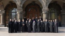 Գարեգին Երկրորդն ընդունել է Կոտայքի թեմի հոգևոր սպասավորների հետ՝ Առաքել արքեպիսկոպոս Քարամյանի ուղեկցությամբ