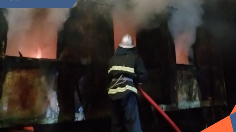 В ереванском районе Давташен сгорел нежилой домик