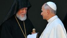 Catholicos Aram I meets with Pope Leo XIV in Lebanon