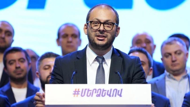 Патриотизм – не PR, Самвел Карапетян помогал делом: Мхитарян ответил на призыв о «десятине»
