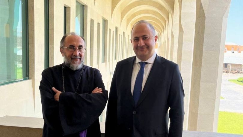 Միքայել արքեպիսկոպոս Աջապահյանը բանաձևել է. «Վախից այն կողմ ազատություն է». Մելքոնյան