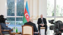 Բաքվեցի բռնապետը աստիճանաբար բացում է խաղաքարտերը. Պողոսյան