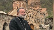 Պետք է արցախցիները համախմբվեն Դադիվանքի նախկին վանահայր Տեր Հովհաննես շուրջ. Նժդեհ Իսկանդարյան