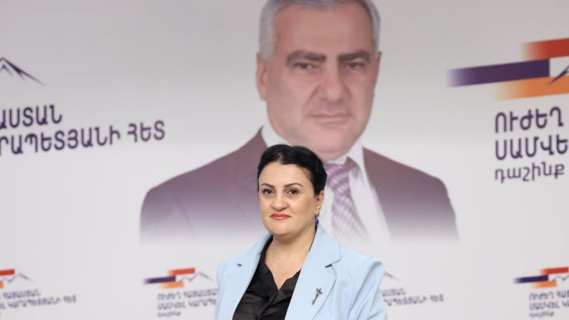 Armenian opposition calls for investigation into school officials' role in election campaigning