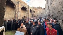 Միասնական ժամերգություն՝ Ծիրանավոր Սուրբ Աստվածածին խոնարհված եկեղեցում