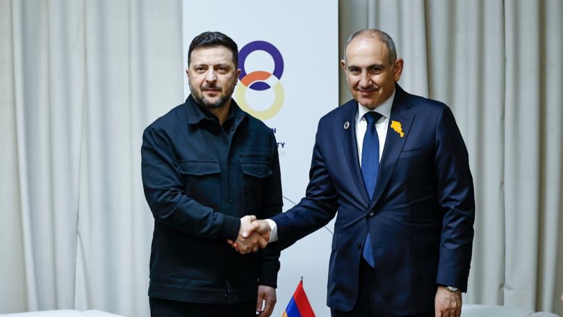 Ի՞նչ են քննարկել Փաշինյանն ու Զելենսկին