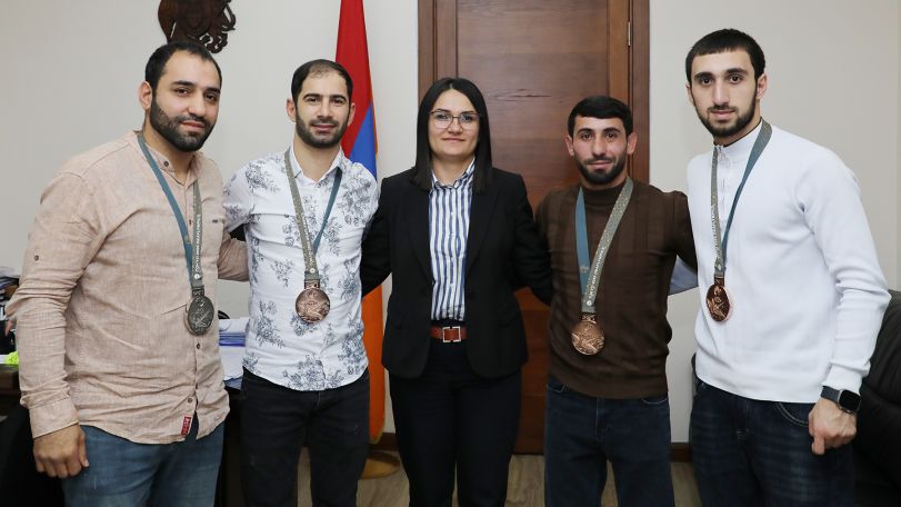 Տոկիոյում անցկացված Սուրդլիմպիկ խաղերում հայ մարզիկները 4 մեդալ են նվաճել