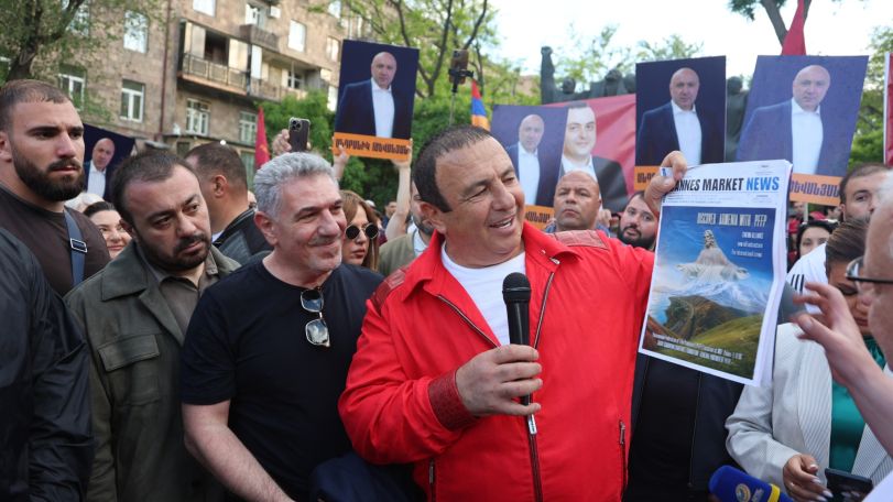 Armenia deserves ‘safe and stable future’, says opposition leader