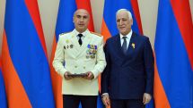 Քննչական կոմիտեի աշխատակիցները պարգևատրվել են Մխիթար Գոշի մեդալով