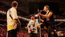 После скандала с изменой главы компании Astronomer популярность Coldplay выросла на 25%