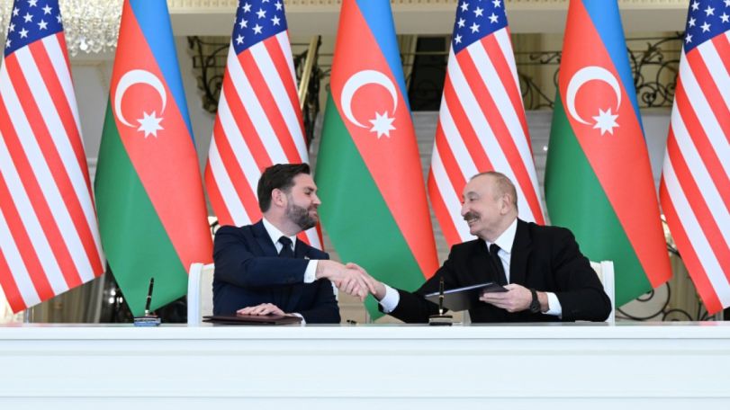 Армен Айвазян: Джей Ди Вэнс в Баку на весь мир восхваляет азербайджанских аскяров