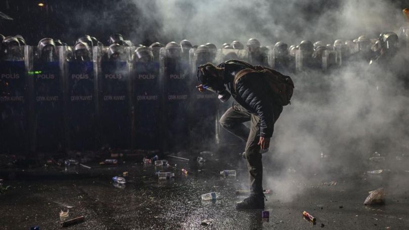 Fierce protests continue in Turkey after Erdogan rival jailed
