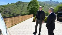 Ալիևն oկnւպաgված Արցախում է. «Ձեռք բերված խաղաղությունը հաստատվել է մեր պայմաններով»