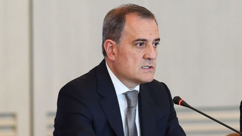 Байрамов: Контакты с Арменией продолжаются по нескольким направлениям, но серьезных шагов пока нет