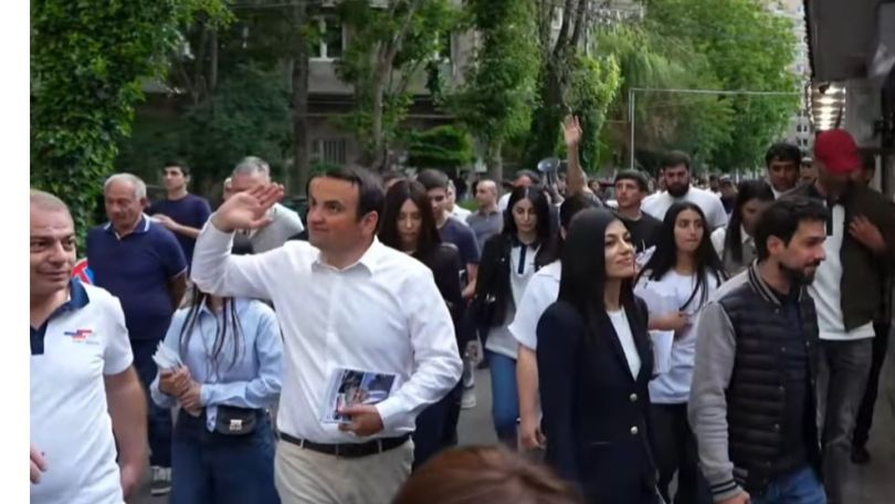 «Ուժեղ Հայաստան» դաշինքը Արաբկիր վարչական շրջանում իրազեկման արշավ է իրականացնում