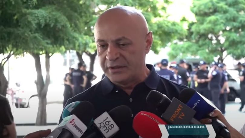 Арцахцы хотят жить в Матери-Армении – участник акции протеста у здания правительства