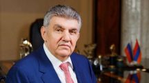 Меликян: Президента Союза армян России Ара Абрамяна не пускают в Армению